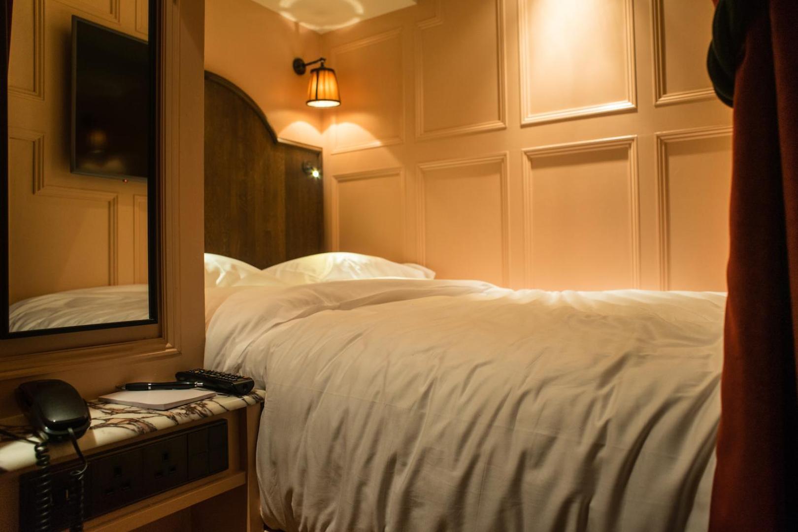 Mimi'S Hotel Soho London Room photo